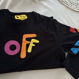 Boys off white long sleeve tee